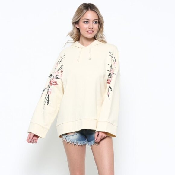 NWOT Cream Colored Oversized Flower Embroidered Hoodie - Picture 1 of 3
